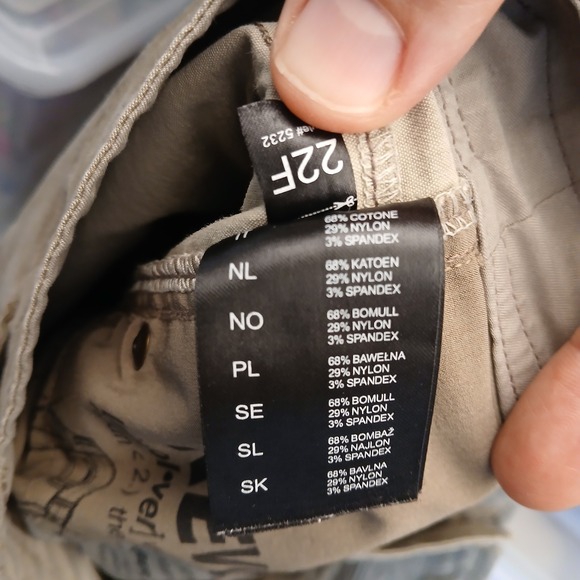 KUHL Pants Mens 30x32 Tan Revolvr Vintage Patina Dye Hiking Outdoors Climbing - Picture 11 of 12